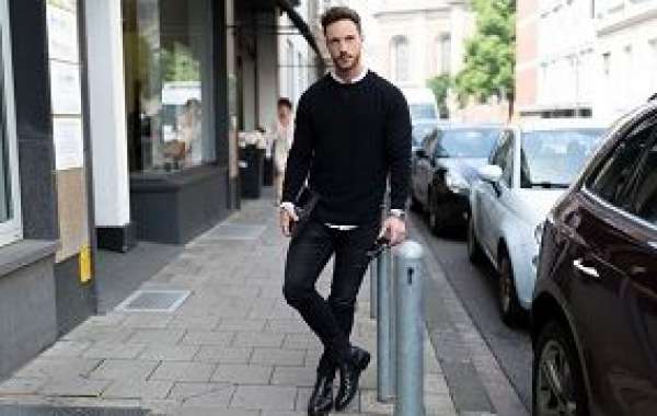 Mens Skinny Jeans Is Popular Among People